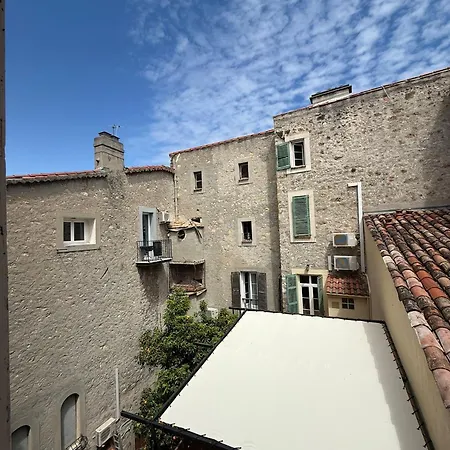 Apartment Au Coeur Du Vieil *